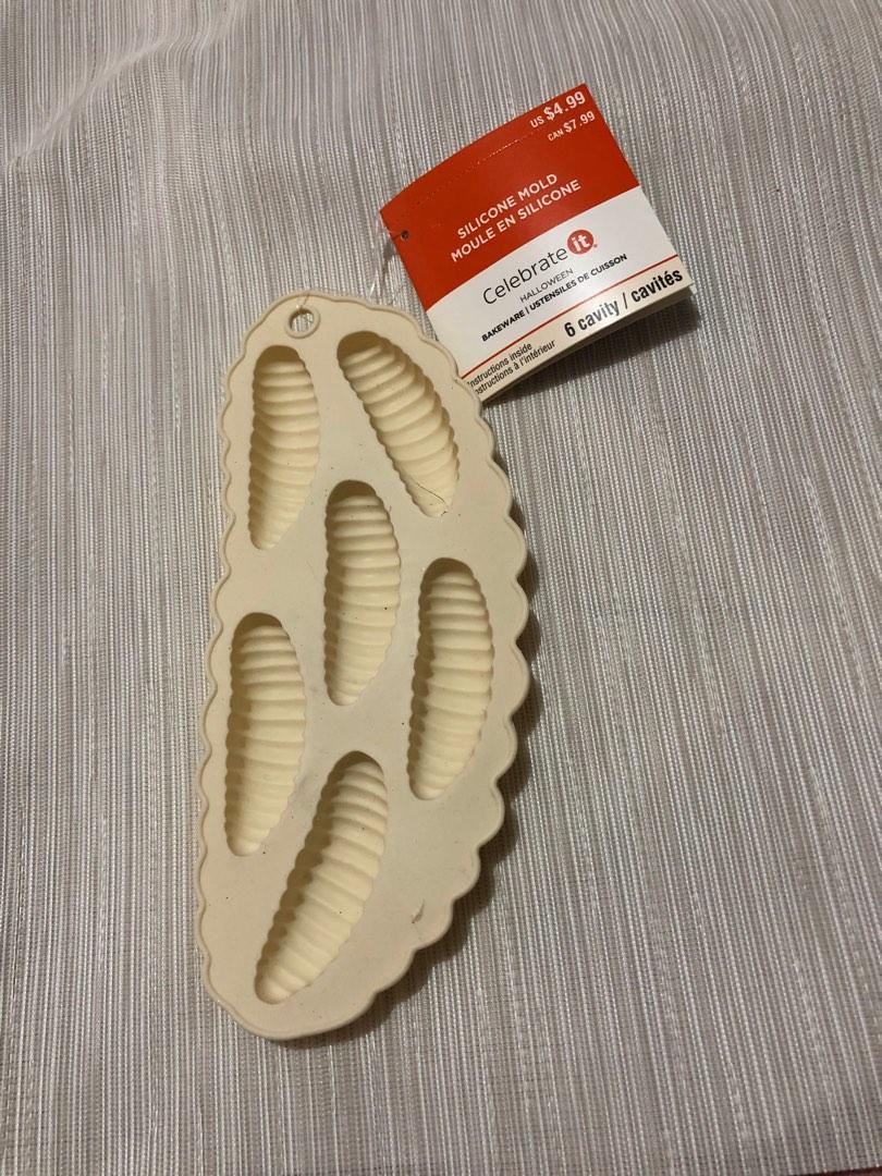 Celebrate it silicone mold worm (Category: Bakeware) located in Makati City. Submitted by esila.essentials (Listing ID 1183907769, Image 1). Description: Halloween 6 Cavity Silicone Mold Baking Chocolate Candy Ice Jello.