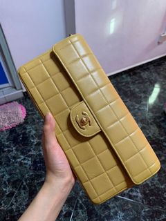 (Category: ) located in . Submitted by urbanstaples (Listing ID 1184027567, Image 1). Description: .