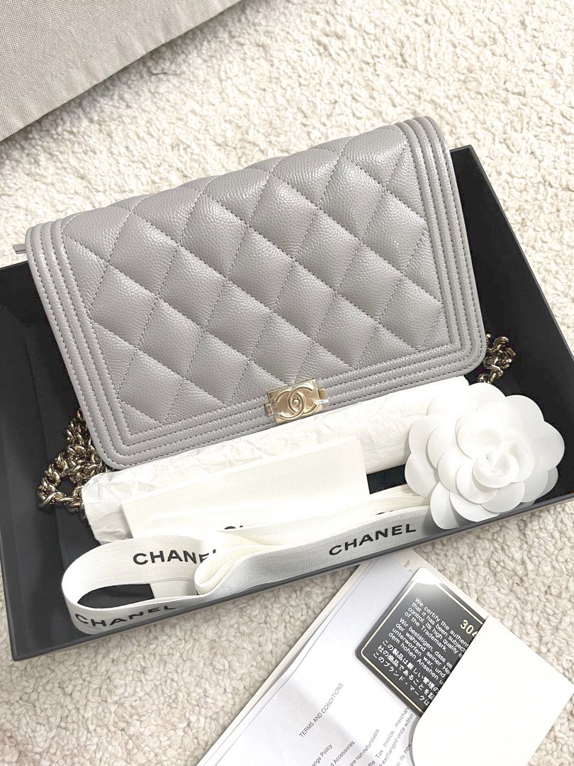 Chanel grey 2025 woc