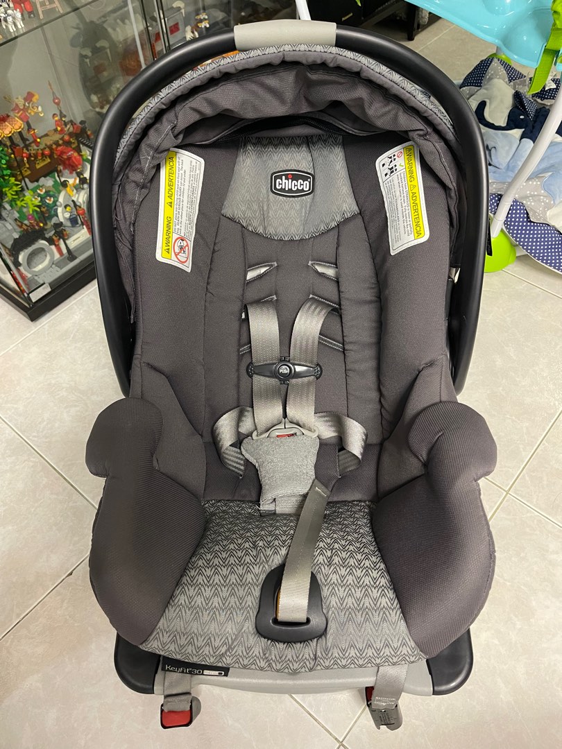 Chicco Keyfit 30 Zip Infant Car Seat Papyrus (初生30磅適用), 兒童＆孕婦用品, 兒童傢