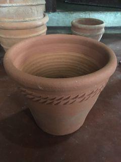 clay pots medium and large size