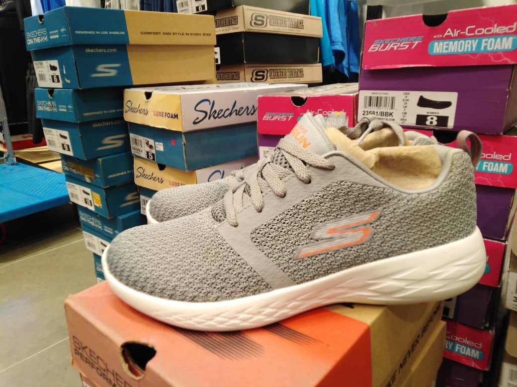 Skechers shoes deals clearance sale