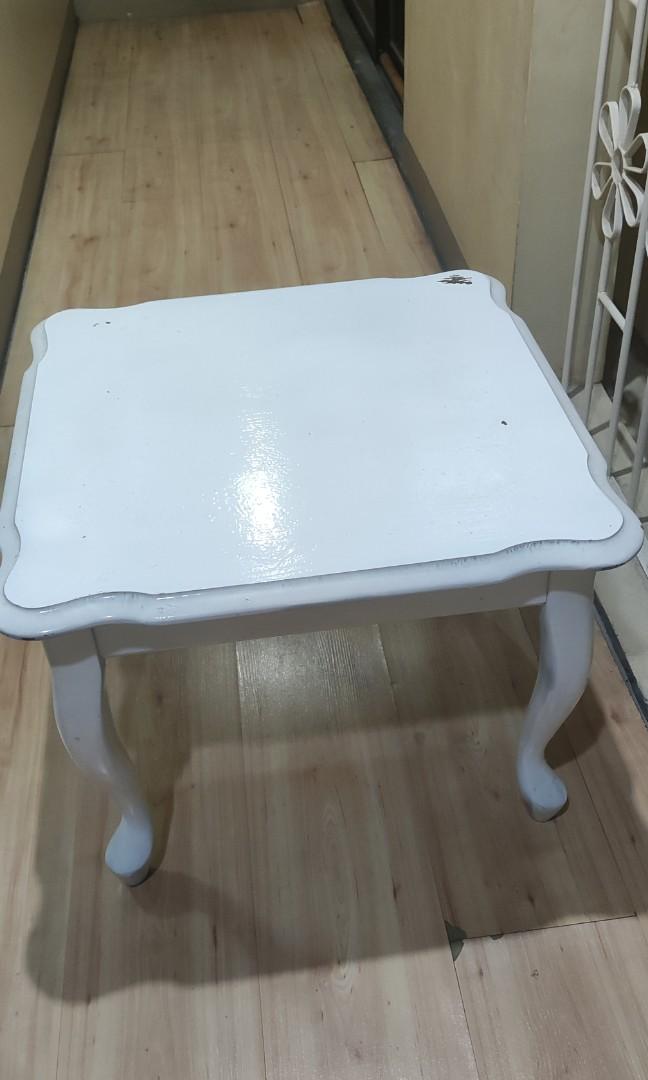 Coffee table mini table (Category: Tables & Sets) located in Caloocan City. Submitted by scentfrheaven-00169 (Listing ID 1183950256, Image 1). Description: pure wood coffee table mini white table with top glass.