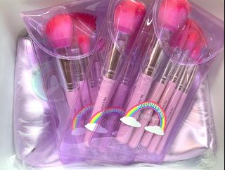 （分類：）位於 。 由 sellingstuffssssss 提交（商品編號 1183940645，圖片 1）。簡介： 。