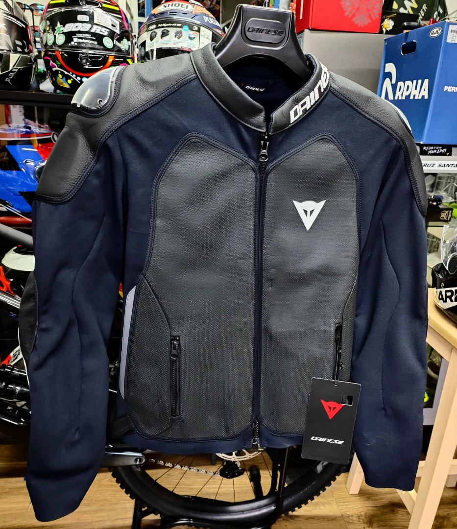 DAINESE Intrepida leather jacket（サイズ48） | bumblebeebight.ca