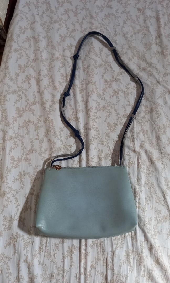 EGG SLING BAG Women s Fashion Bags Wallets Cross body Bags on Carousell