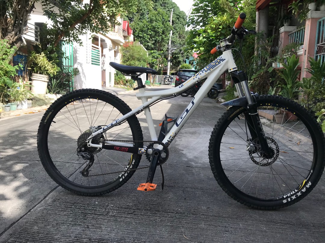 Gt avalance 1.0 small 26er, Sports Equipment, Bicycles & Parts ...