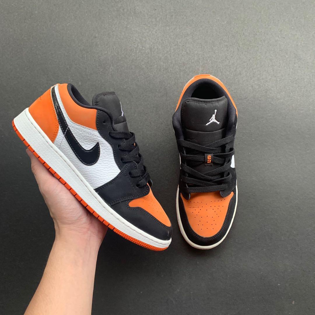 Shattered backboard low gs top