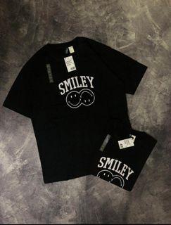 Kaos H&M Smiley