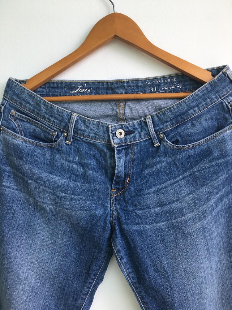 Jean levis slight curve outlet