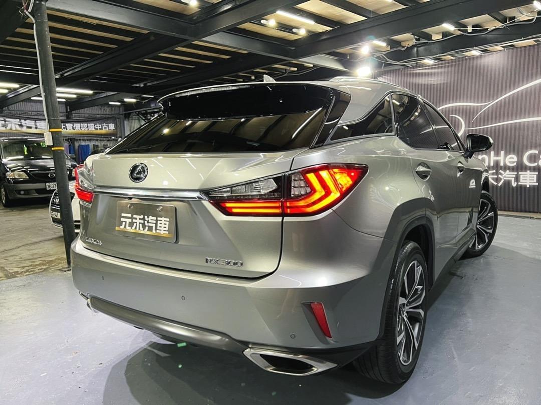 Lexus Rx 300頂級版2 0 汽油極光鈦 38 汽車 汽車出售在旋轉拍賣