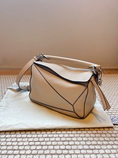 （分類：）位於 。 由 desmondhello 提交（商品編號 1183882487，圖片 1）。簡介： 。