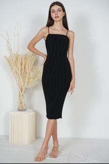 MDS Borya Pleated Dress in Black