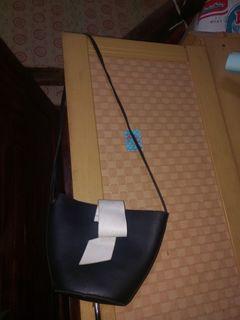 Misinya bucket bag