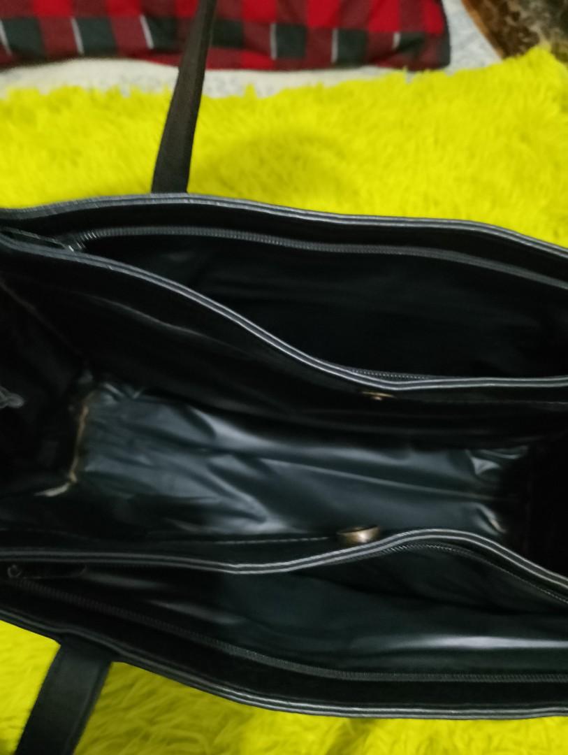 MOUNTAIN RIDGE BRAND, Women's Fashion, Bags & Wallets, Shoulder Bags on ...