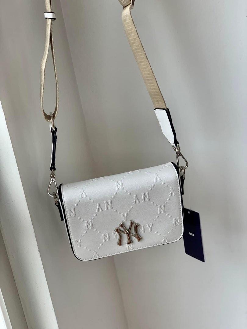 ของแท้ MLB NEW YORK YANKEES side shoulder bag cross body bag mlb