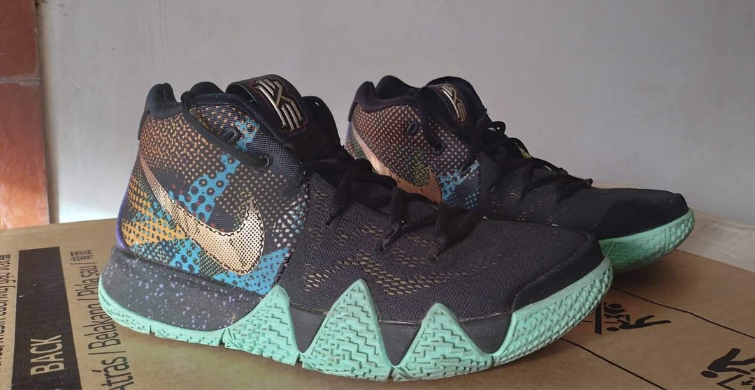 Kyrie 4 mamba top mentality for sale