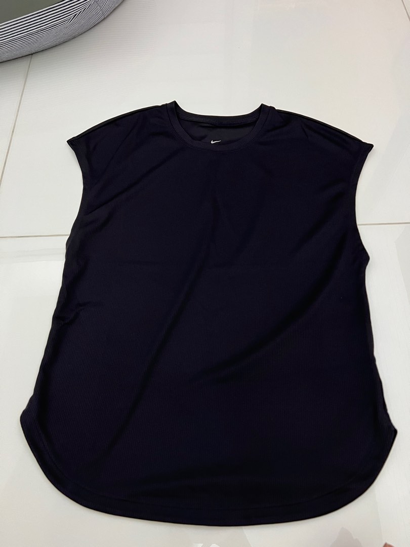womens nike top sale