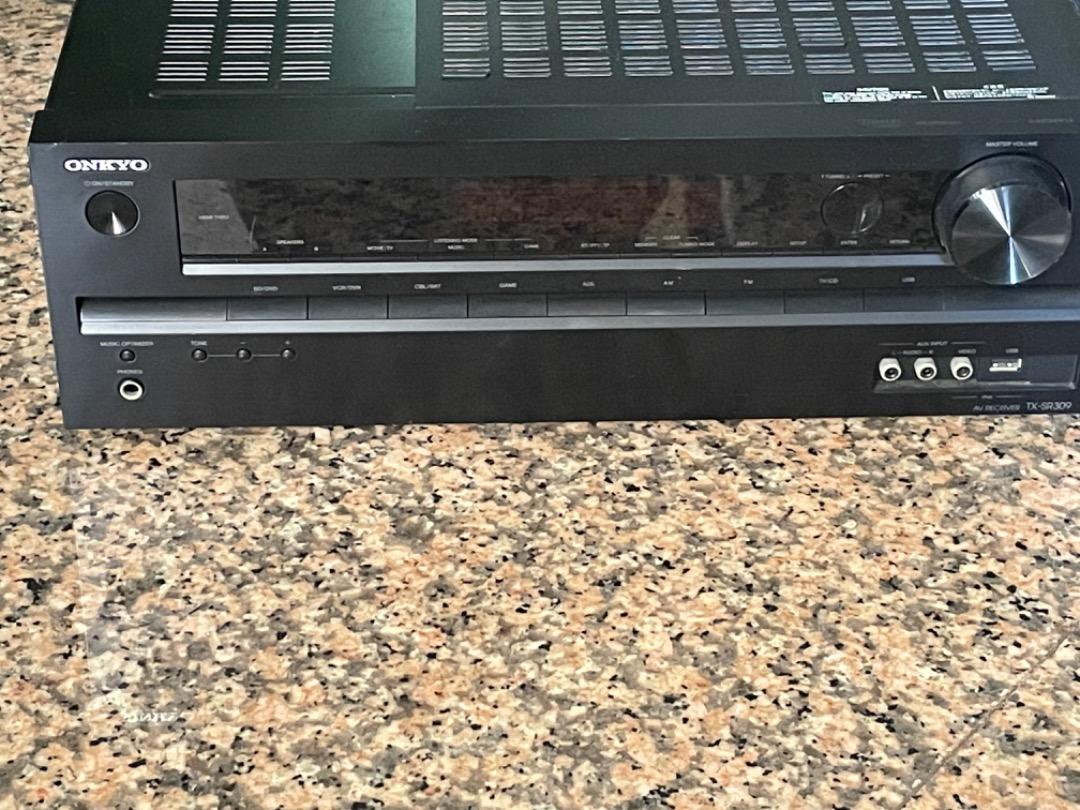 Onkyo AV receiver only aux input is working, Audio, Soundbars, Speakers ...