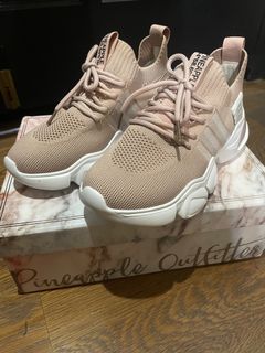 由 k_____o (刊登 ID 1183901822，圖片 1) 提交，位於 的 (類別：)，說明：。