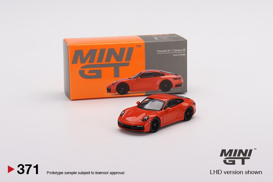 1/18 GTA GTAutos Porsche 911 GT3 992 (Orange Red) Diecast Car Model 