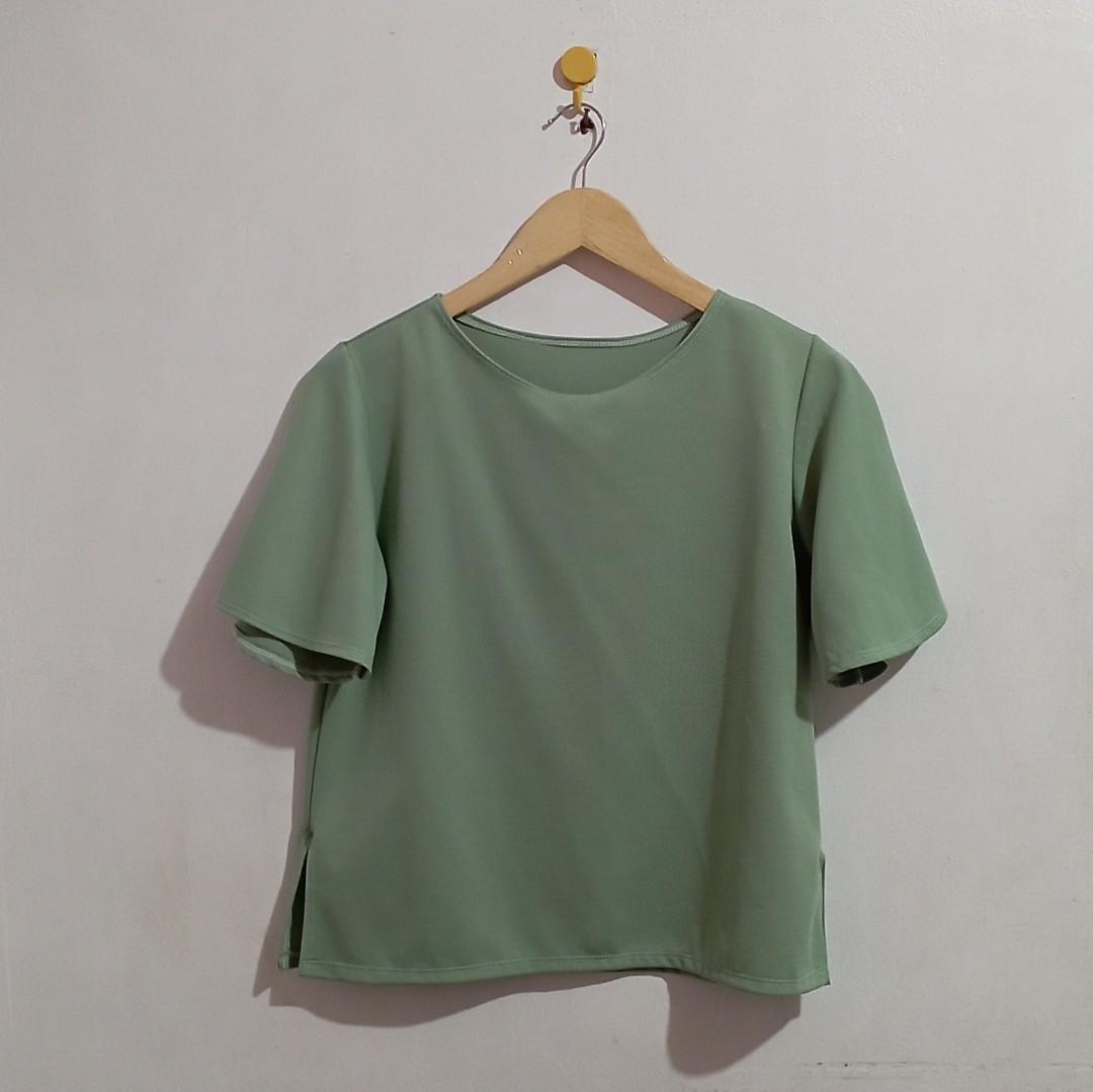Preloved Pastel Green Shirt / Blouse, Women's Fashion, Tops, Shirts on