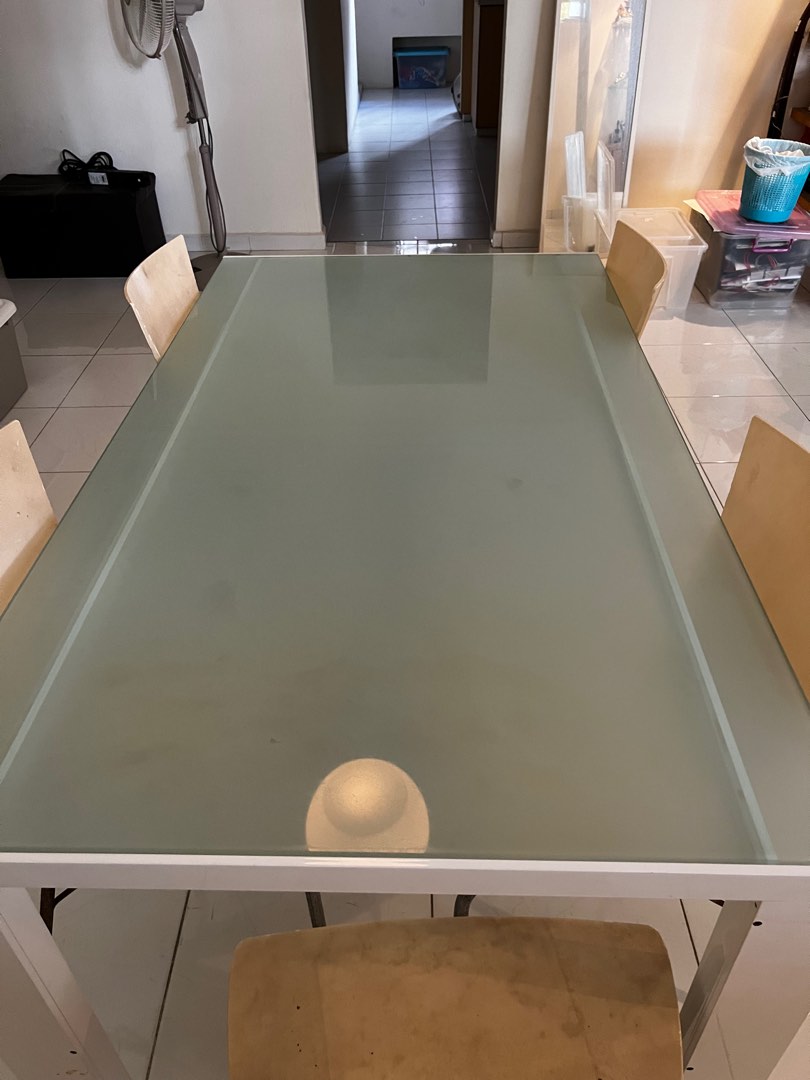 [LAST DAY] Premium Frosted Glass Dining Table (chairs bundle for free