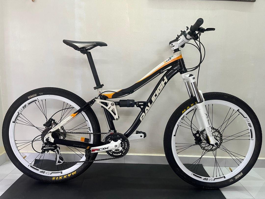 Raleigh Rune full suspension bike, Sports Equipment, Bicycles & Parts ...