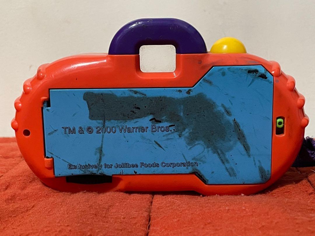 RARE Toy Film Camera by Jollibee/ 2000 Warner Bros., Photography, Cameras on Carousell
