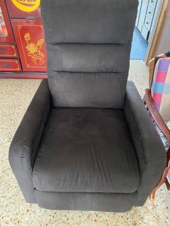 (Category: ) located in . Submitted by ahpeng10 (Listing ID 1183924980, Image 1). Description: .