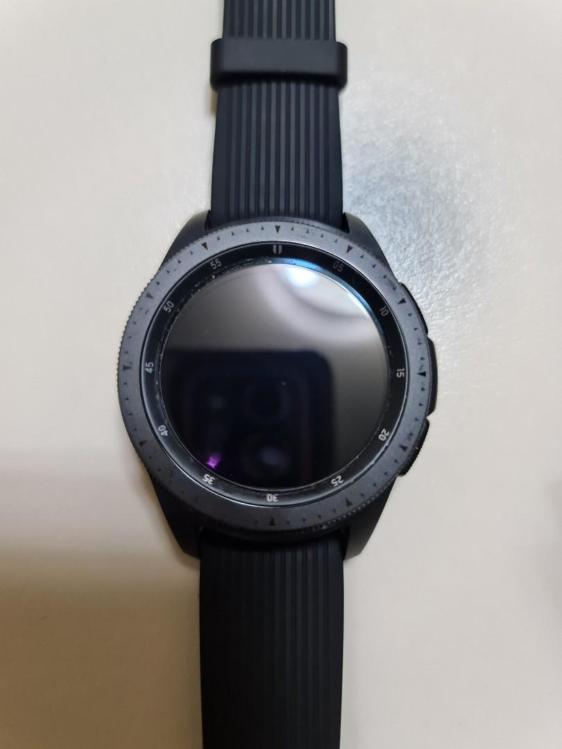 R810 black on sale