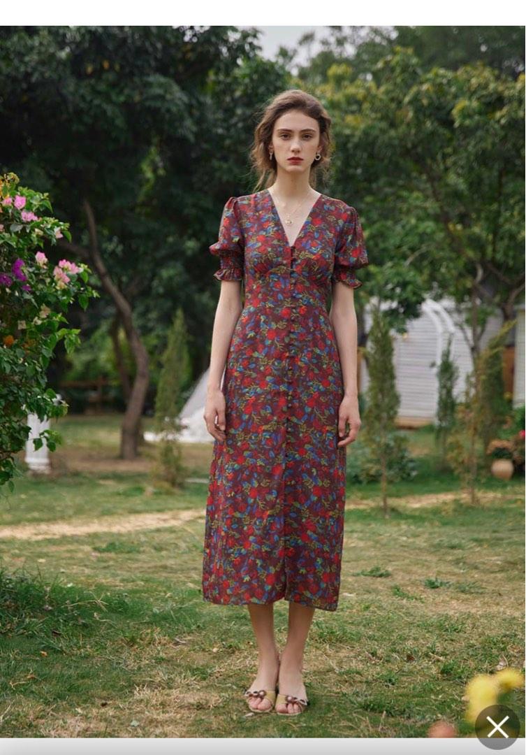Simple store retro dress