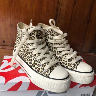 (Kategori: ) berada di . Dikirim oleh prelovedanbygfr (ID iklan 1183917306, Gambar 1). Deskripsi: .