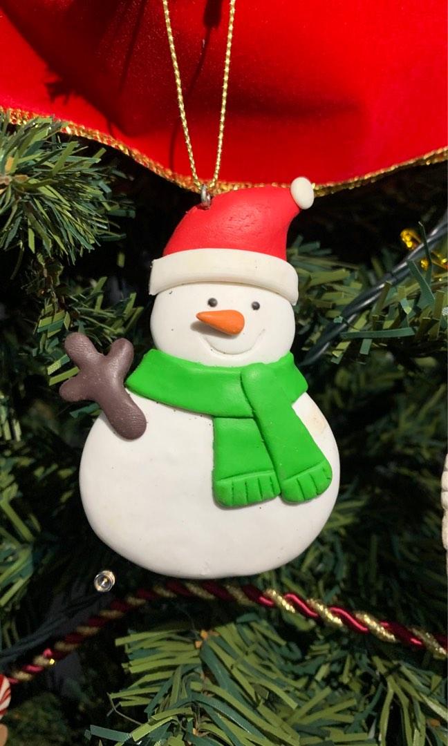 Hallmark 2001 Mom Snowman Keepsake Ornament