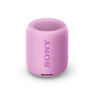 (Category: ) located in . Submitted by chellzcloset (Listing ID 1184026946, Image 1). Description: .