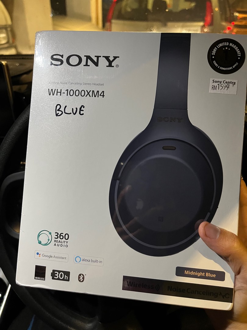 Sony XM4 Midnight Blue