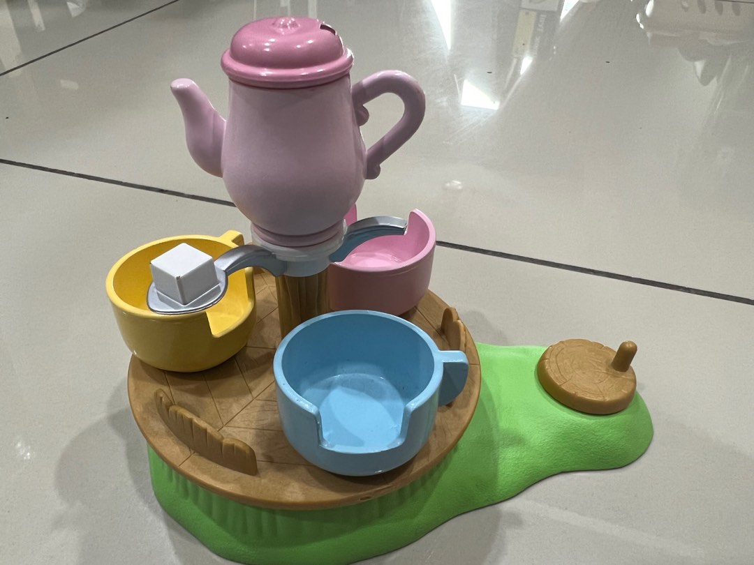 Sylvanian Families teacup playset, Hobbies & Toys, Toys & Games on