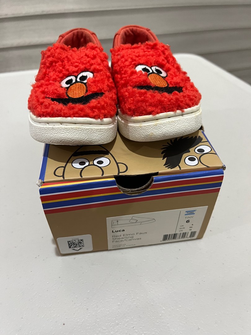 Elmo shoes cheap toms
