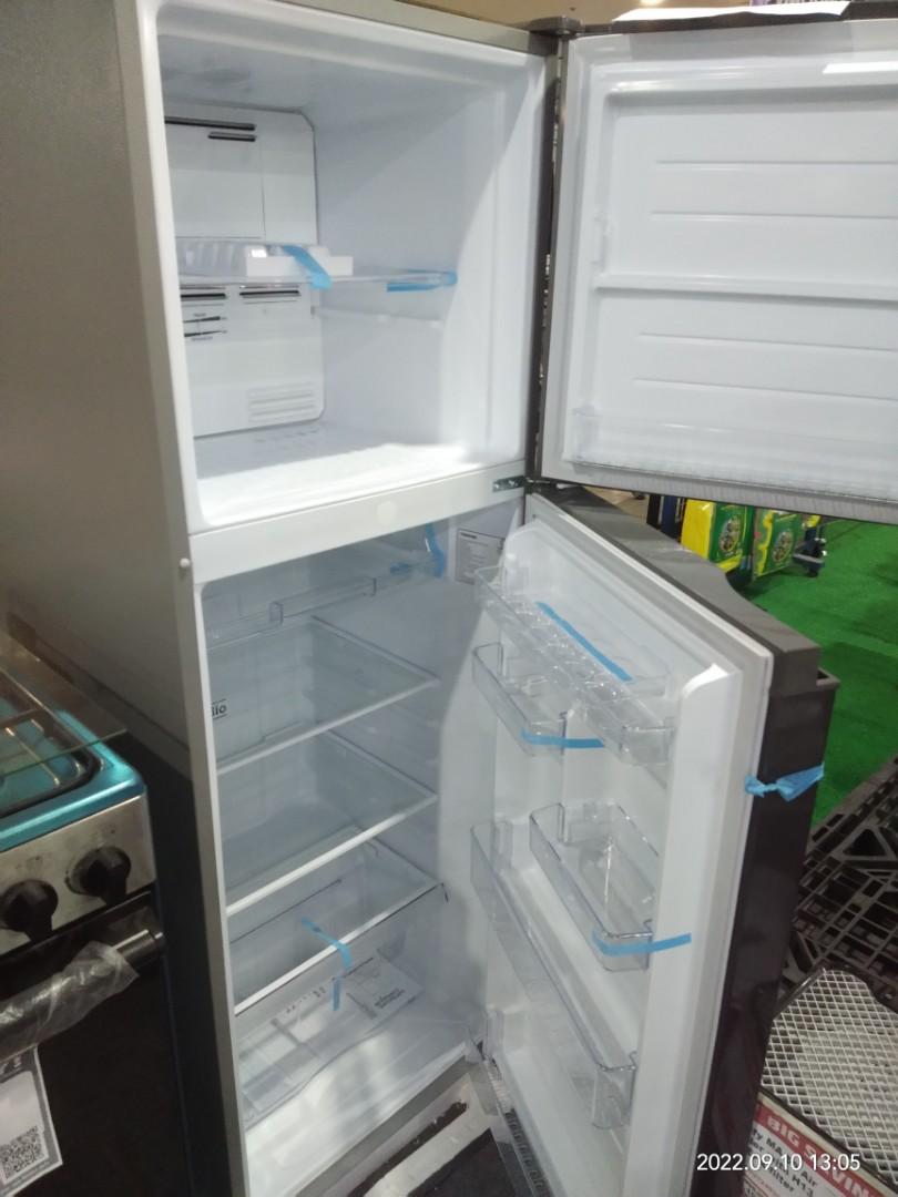 Toshiba 2 door refrigerator 9.cu. Ft Mode of payment Cash Gcash Card