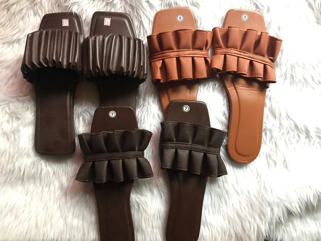 Trendy clearance flat sandals