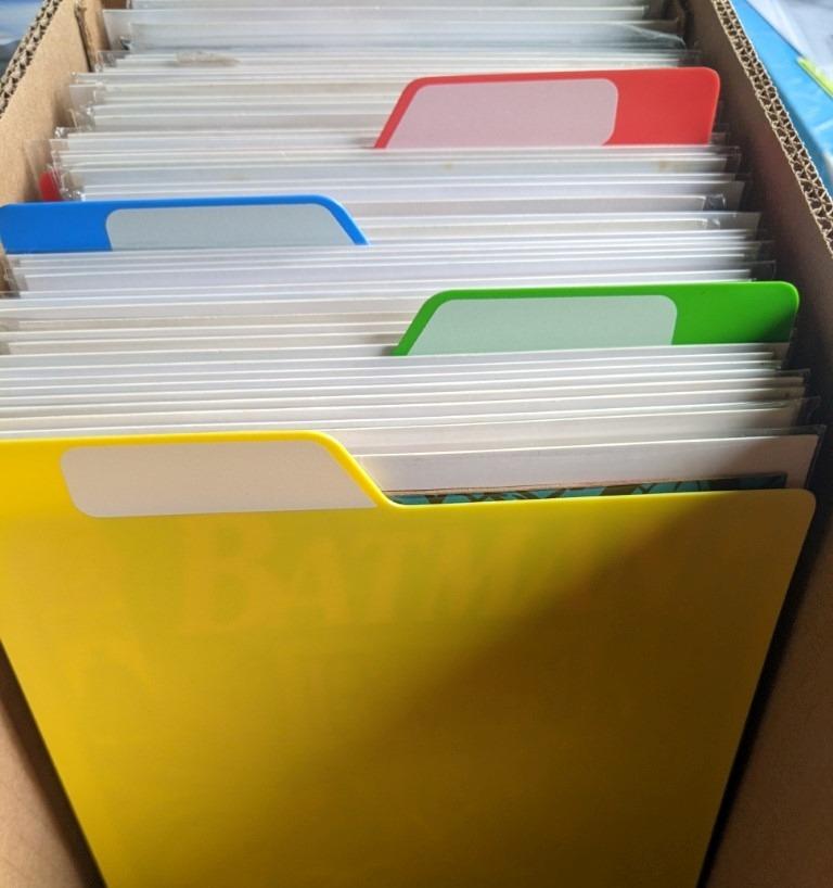 Ultimate Guard Colored Comic Dividers - 4-pack (B/G/Y/R), Hobbies ...