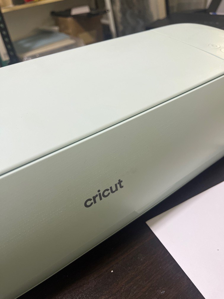 Used Cricut Explorer 3 Local Set, Hobbies & Toys, Stationery & Craft
