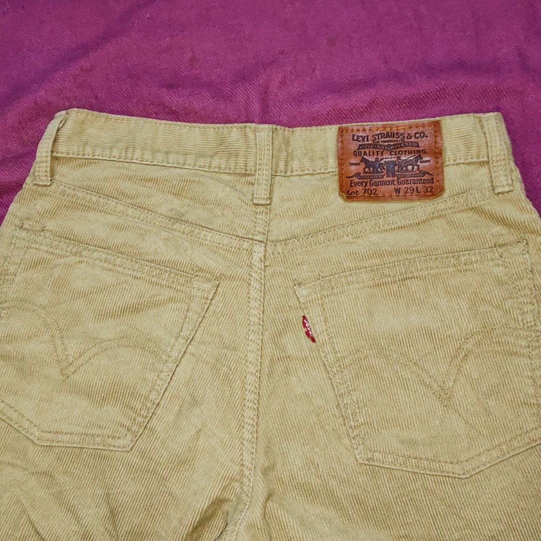 Vintage Levi's Corduroy Pants Lot 702, Women's Fashion, Bottoms, Jeans on  Carousell