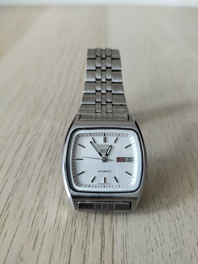 Vintage Seiko watches Model 7009 2040 (Unisex), Luxury, Watches on Carousell