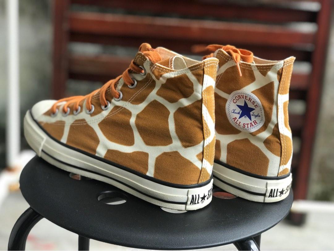 Giraffe converse sale