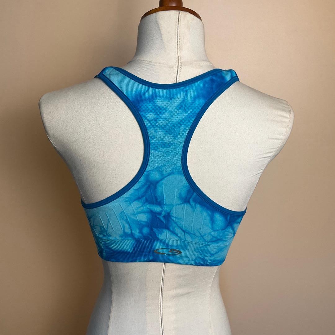 XL) CHAMPION Blue Tie-Dyed Racerback Sports Bra, Women's Fashion,  Activewear on Carousell