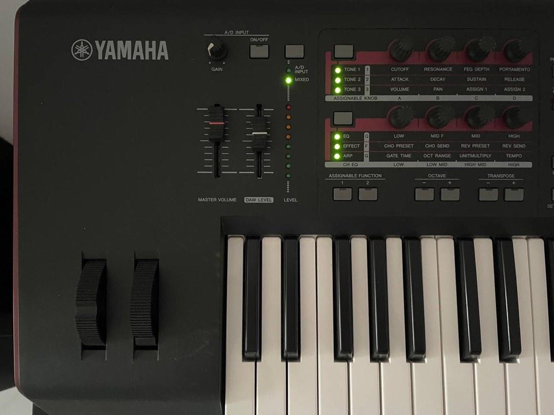Yamaha MOXF6 61Key Synthesizer Workstation, Hobbies & Toys, Music