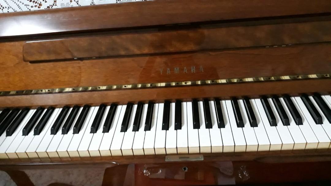 Yamaha Piano, Hobbies & Toys, Music & Media, Musical Instruments on