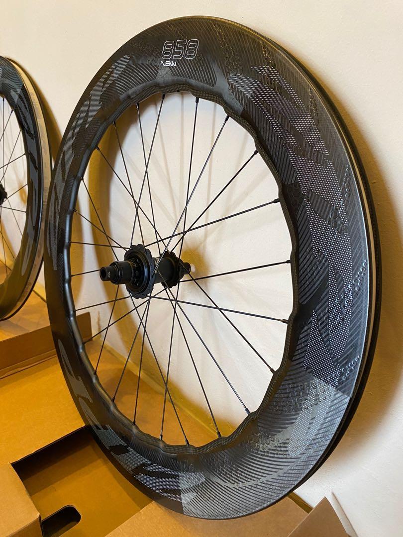 Zipp 858 NSW Wheelset Disc Brakes, Sports Equipment, Bicycles & Parts