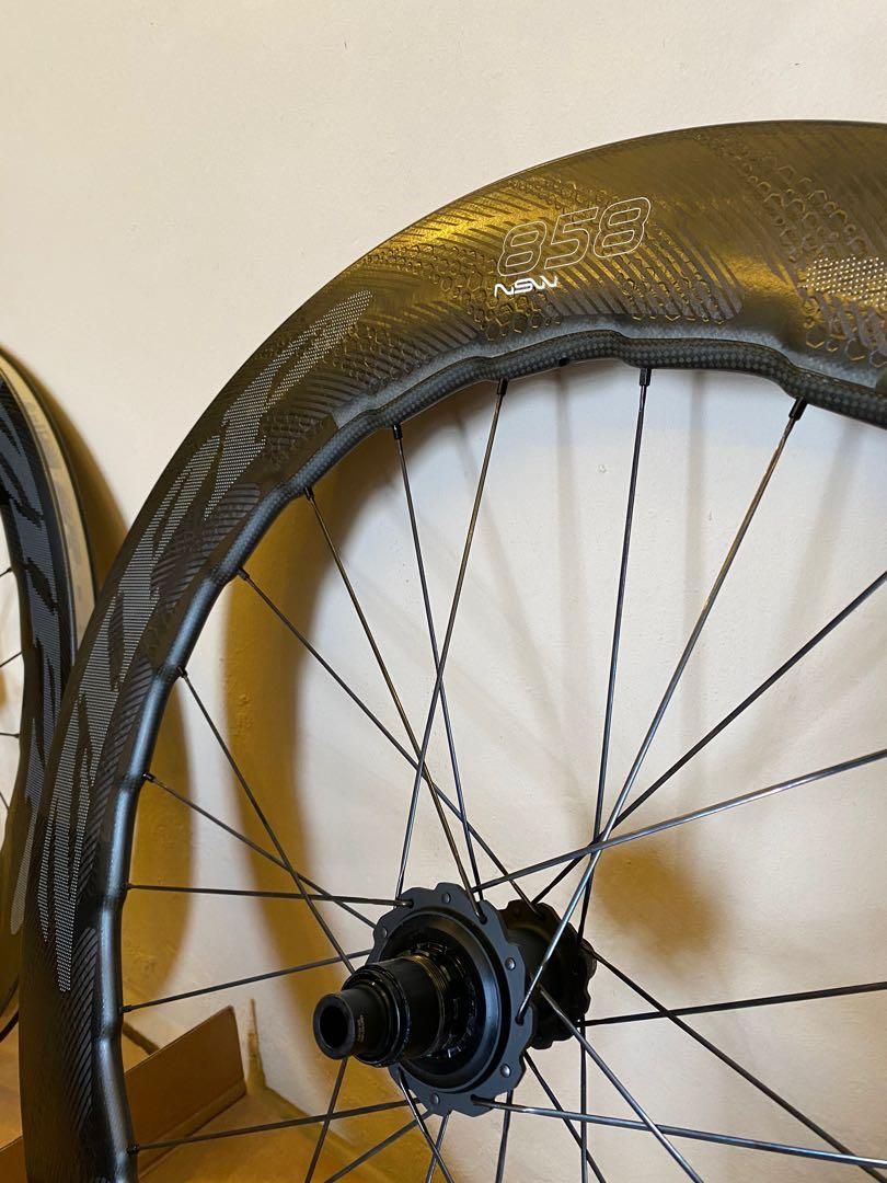 zipp 858 nsw disc wheelset